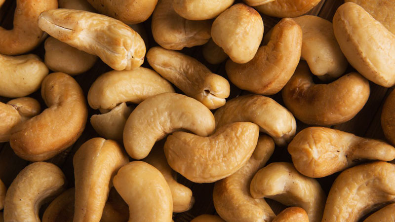 cashews